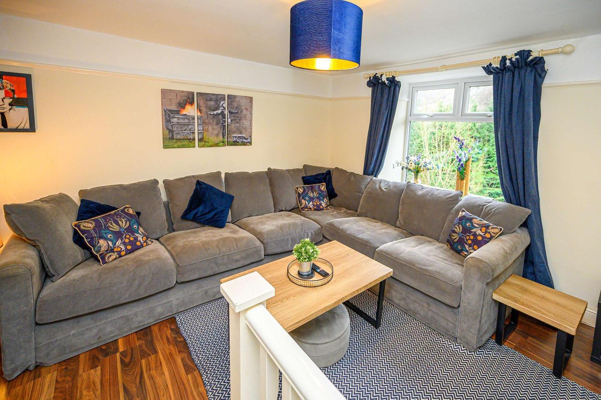 Llareggub Amazing House In Afan Forest With Breath-Taking Views By Staystaycations Port Talbot Exterior photo