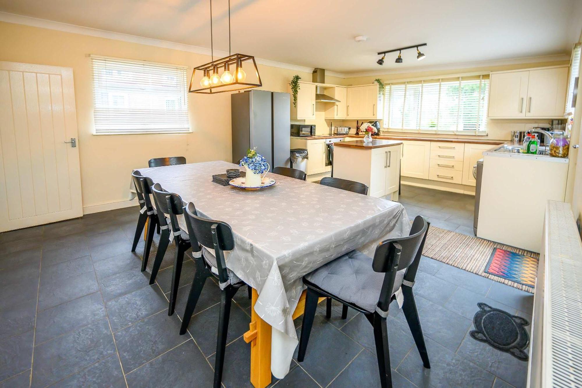 Llareggub Amazing House In Afan Forest With Breath-Taking Views By Staystaycations Port Talbot Exterior photo